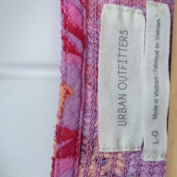 Urban Outfitters Anna Crepe Floral mini Wrap Dress - Picture 3 of 11